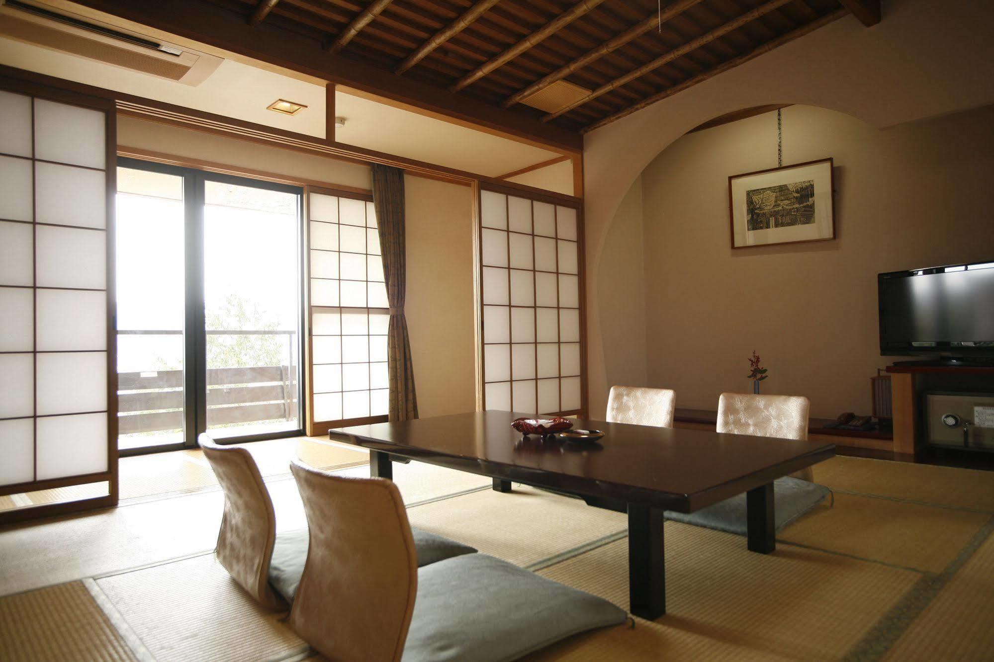 Takayama Kanko Hotel Екстериор снимка